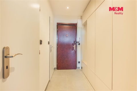 Pronájem bytu 1kk, 32 m² 10