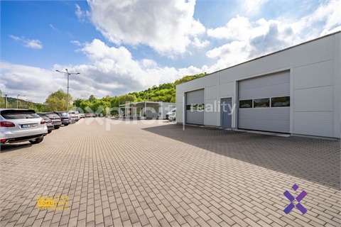 Prodej obchodních prostor, 4 600 m² 28