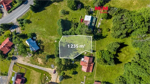 Prodej stavebního pozemku, 826 m² 0