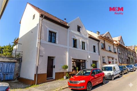 Prodej rodinného domu, 330 m² - 28