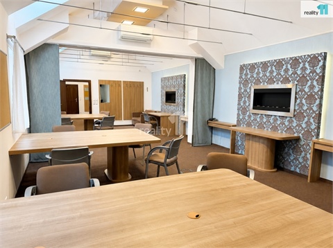 Pronájem kanceláře, 80 m² - 0