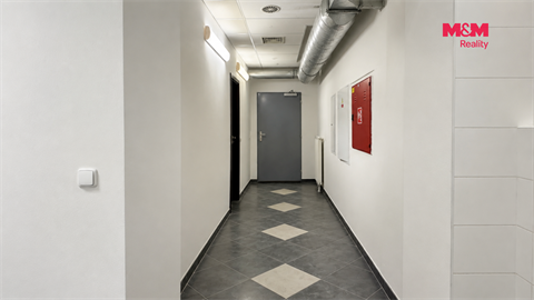 Pronájem obchodních prostor, 129 m² 8