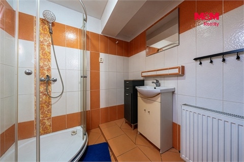 Prodej rodinného domu, 82 m² 2