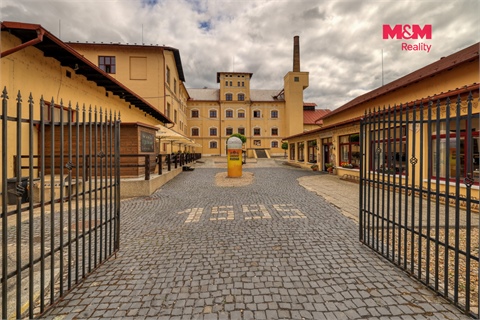 Prodej výrobního objektu, 8 700 m² - 0
