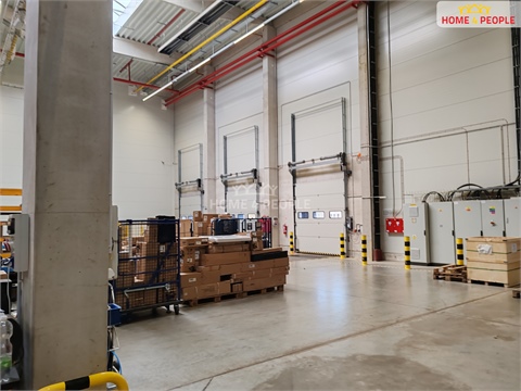 Pronájem skladu / haly, 4 400 m² - 18