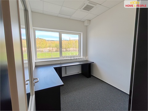 Pronájem skladu / haly, 4 400 m² 24