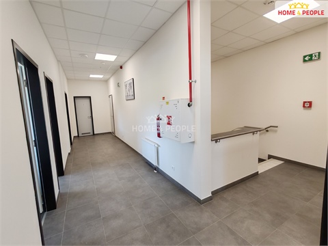 Pronájem skladu / haly, 4 400 m² - 24