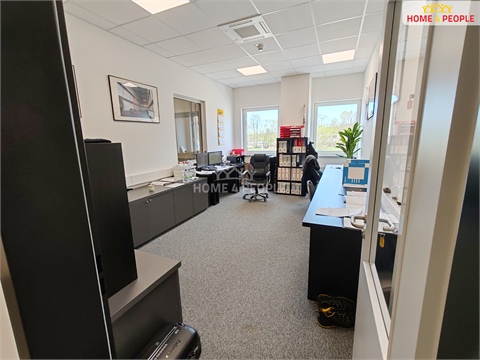 Pronájem skladu / haly, 4 400 m² 22