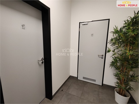 Pronájem skladu / haly, 4 400 m² - 14
