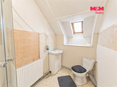 Prodej rodinného domu, 202 m² - 4
