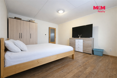 Prodej rodinného domu, 202 m² - 8