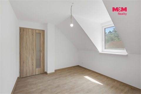 Prodej rodinného domu, 104 m² 24