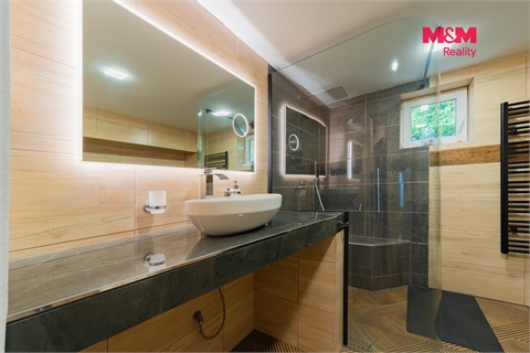 Prodej rodinného domu, 130 m² - 8