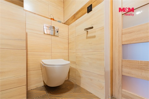 Prodej rodinného domu, 130 m² - 10