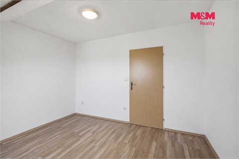 Prodej rodinného domu, 280 m² 18