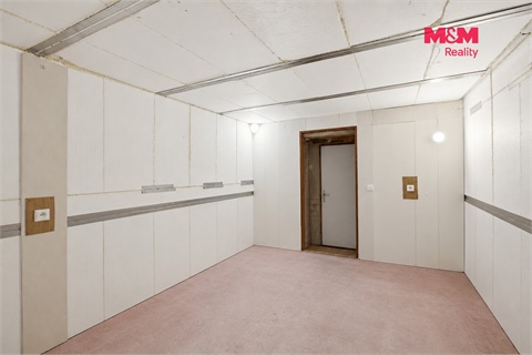 Prodej rodinného domu, 280 m² 6