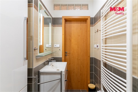 Prodej bytu 4+1, 92 m² - 22