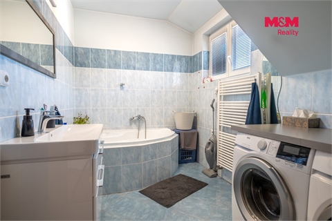 Prodej rodinného domu, 107 m² 14