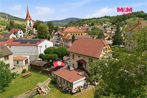 Prodej rodinného domu, 438 m² - 26