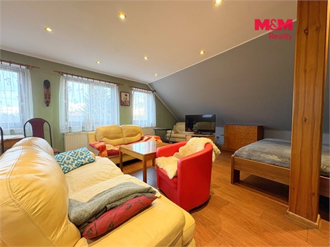 Prodej rodinného domu, 438 m² 6