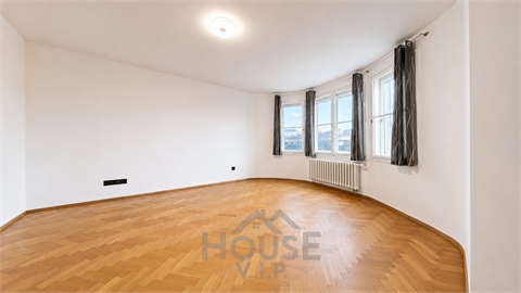 Prodej bytu 2+1, 81 m² 18