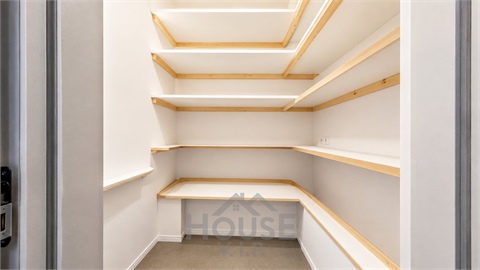 Prodej bytu 2+1, 81 m² 6