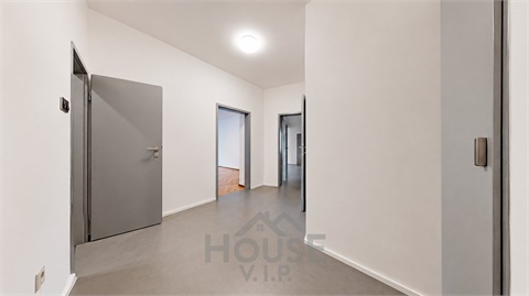 Prodej bytu 2+1, 81 m² 26