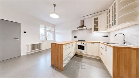 Prodej bytu 2+1, 81 m² - 2
