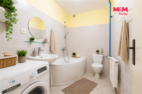 Prodej bytu 2kk, 44 m² 2