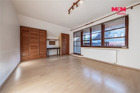 Pronájem rodinného domu, 220 m² 14