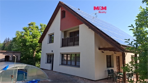 Pronájem rodinného domu, 220 m² 0