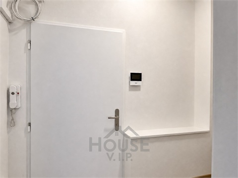 Prodej bytu 1+1, 45 m² 8