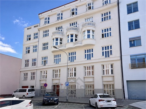 Prodej bytu 1+1, 45 m² 0