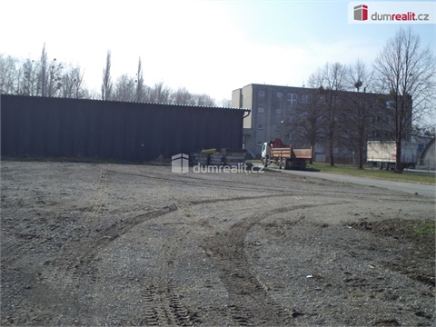 Pronájem komerčního objektu, 2 000 m² 0