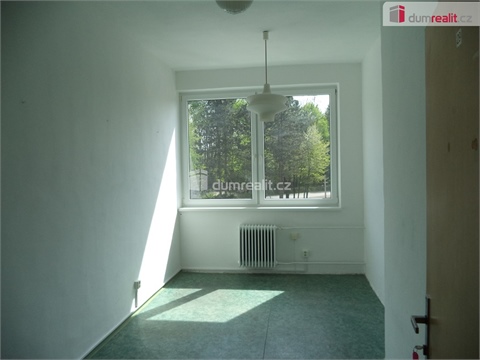 Pronájem komerčního objektu, 2 000 m² - 10