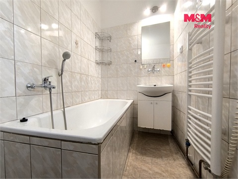 Prodej rodinného domu, 249 m² - 18