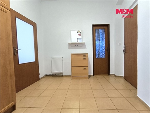 Prodej rodinného domu, 249 m² - 12