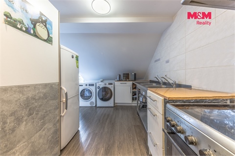 Prodej rodinného domu, 223 m² - 4