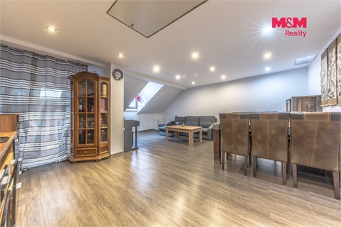 Prodej rodinného domu, 223 m² 4