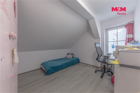 Prodej rodinného domu, 223 m² 10