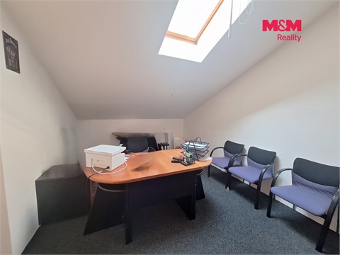 Pronájem kanceláře, 97 m² 2
