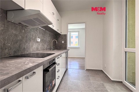 Pronájem bytu 3+1, 53 m² 0