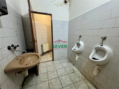 Prodej rodinného domu, 312 m² - 10