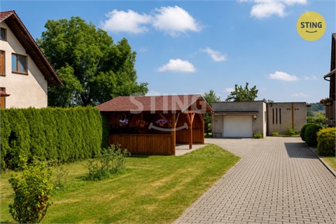 Prodej rodinného domu, 230 m² - 20