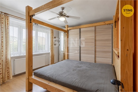 Prodej rodinného domu, 230 m² - 10