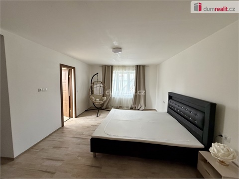 Prodej rodinného domu, 350 m² 18