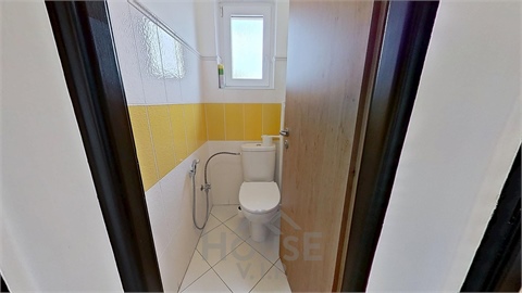Prodej rodinného domu, 280 m² 14
