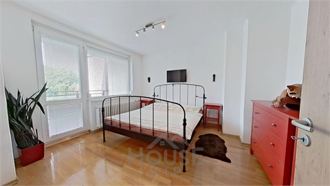 Prodej rodinného domu, 280 m² 8