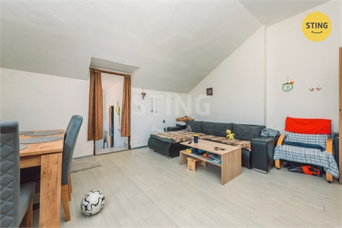 Prodej komerčního objektu, 1 952 m² 20