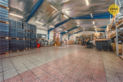 Prodej komerčního objektu, 1 952 m² - 10